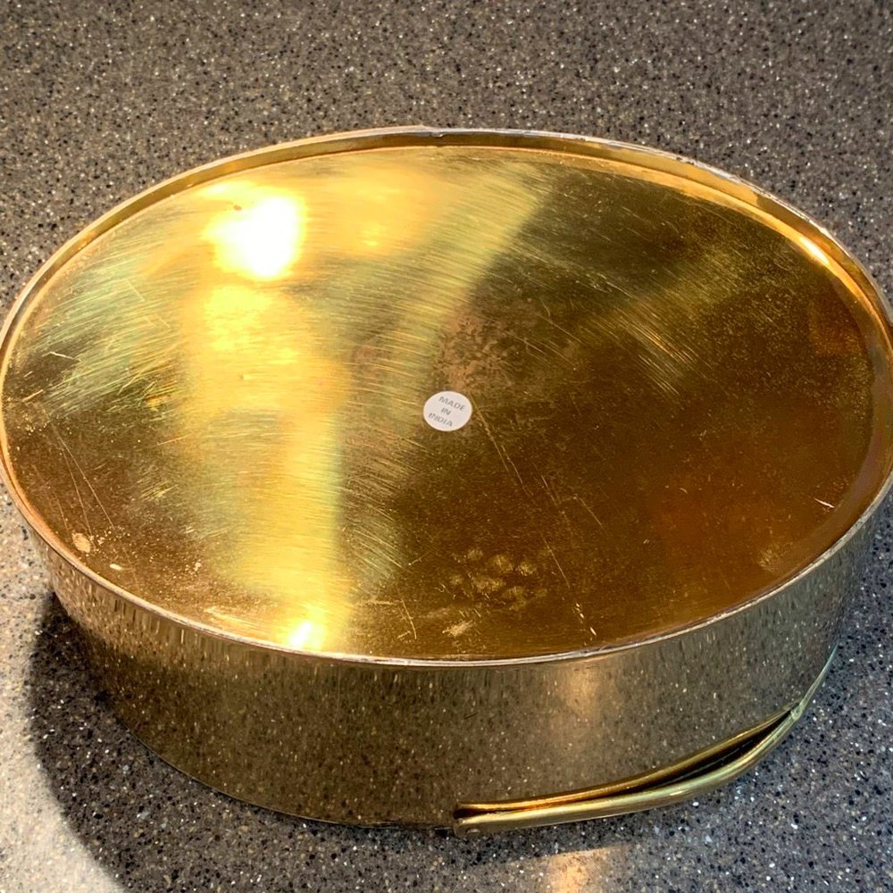 Brass basket w/ moveable handle - Picture 4 of 5
